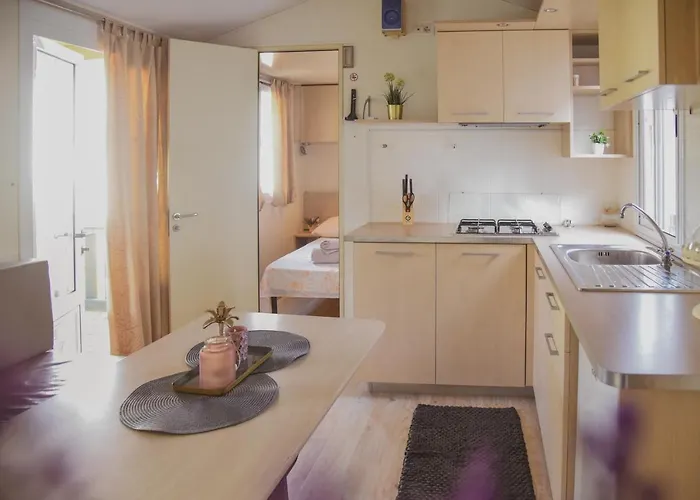 Mobile Homes Кемпинг *